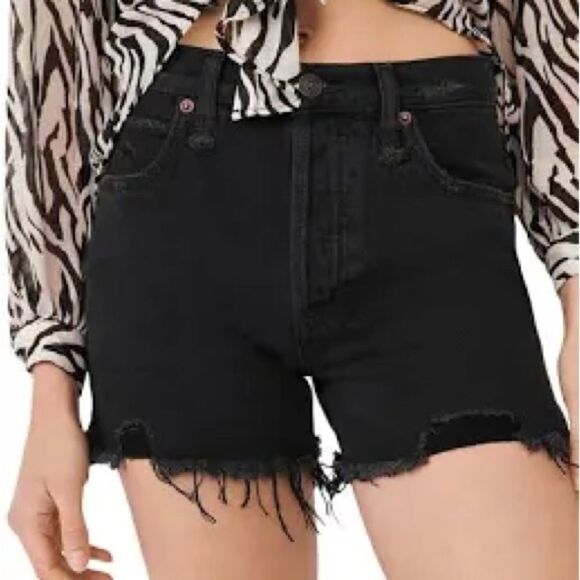 NWT FREE PEOPLE Makai Distressed Jean Shorts Black 31 - Picture 1 of 8